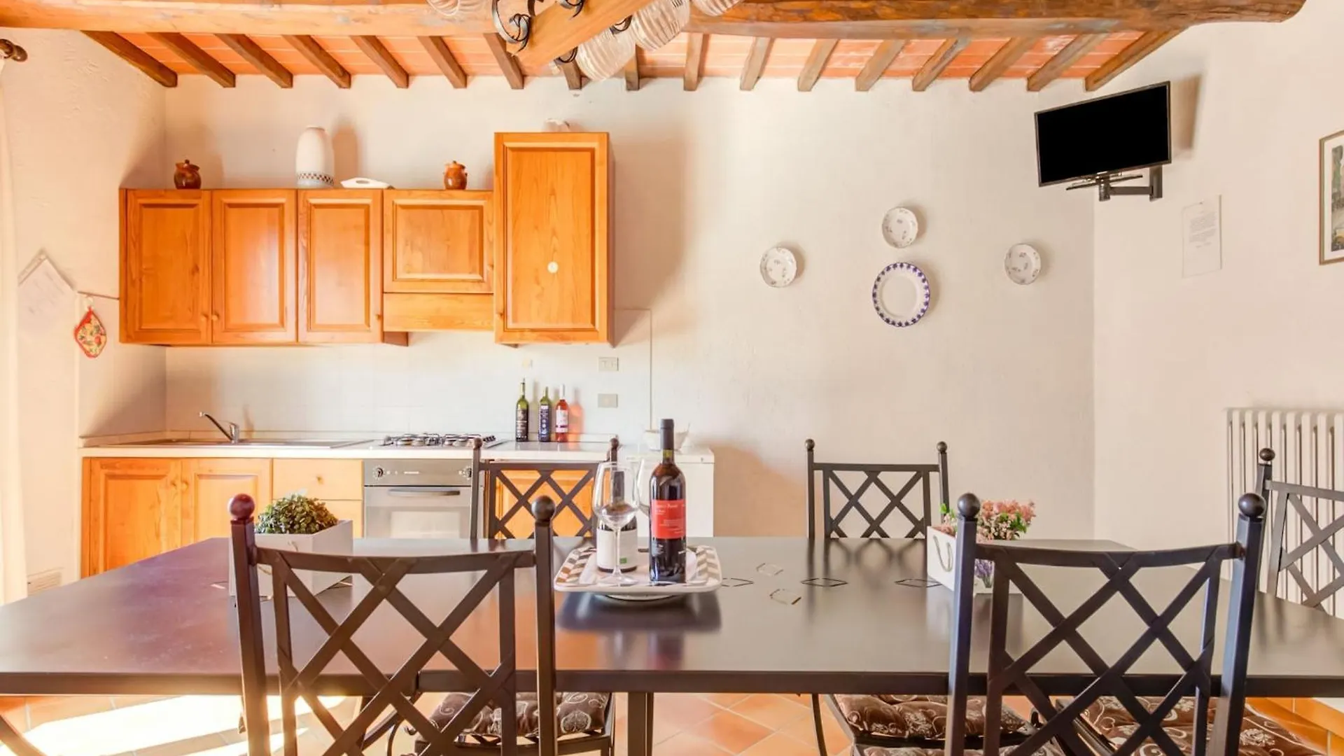 Countryside Holiday Home In Gambassi Terme With Garden Querce  Italy