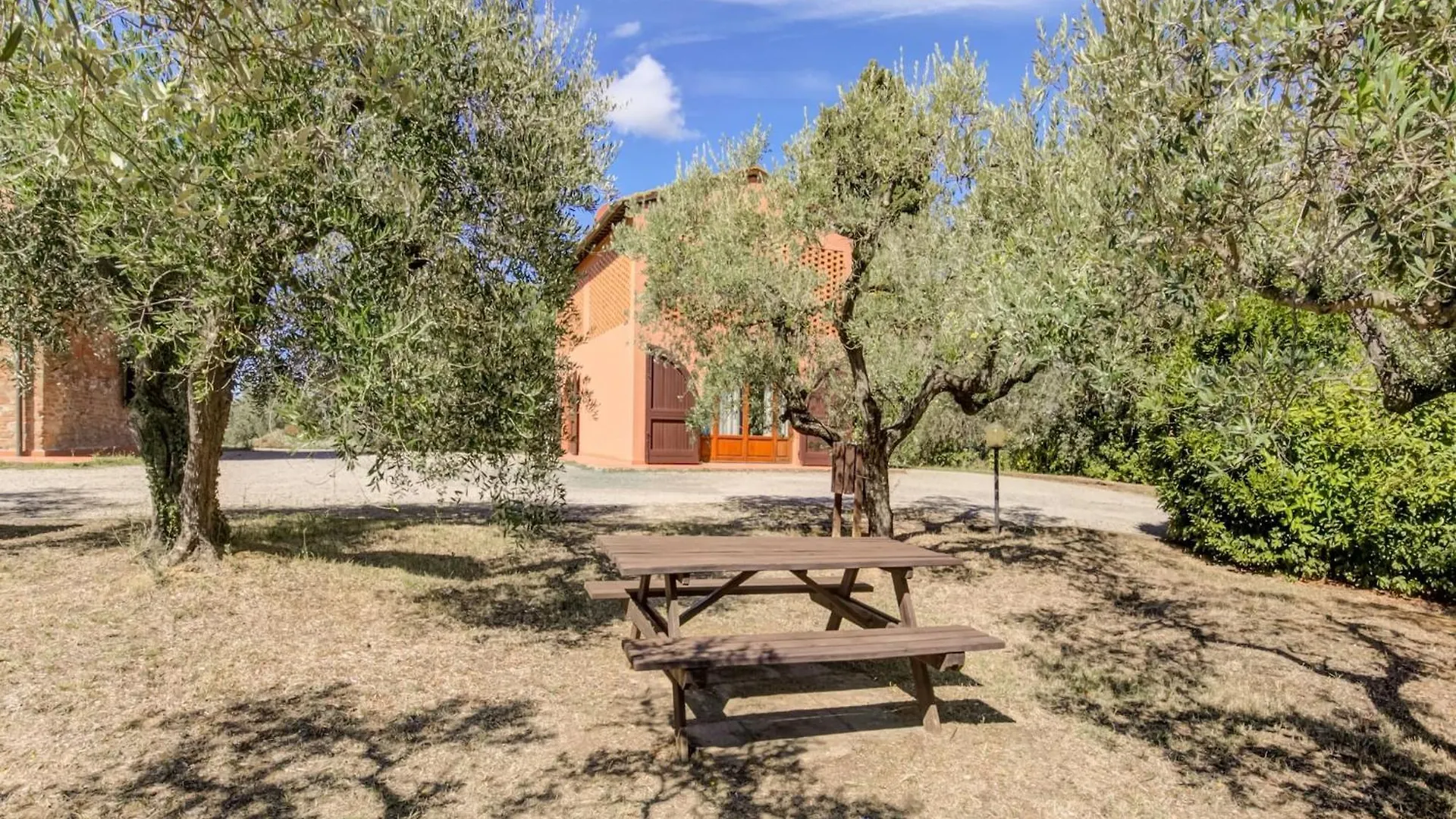 Countryside Holiday Home In Gambassi Terme With Garden Querce  Italy