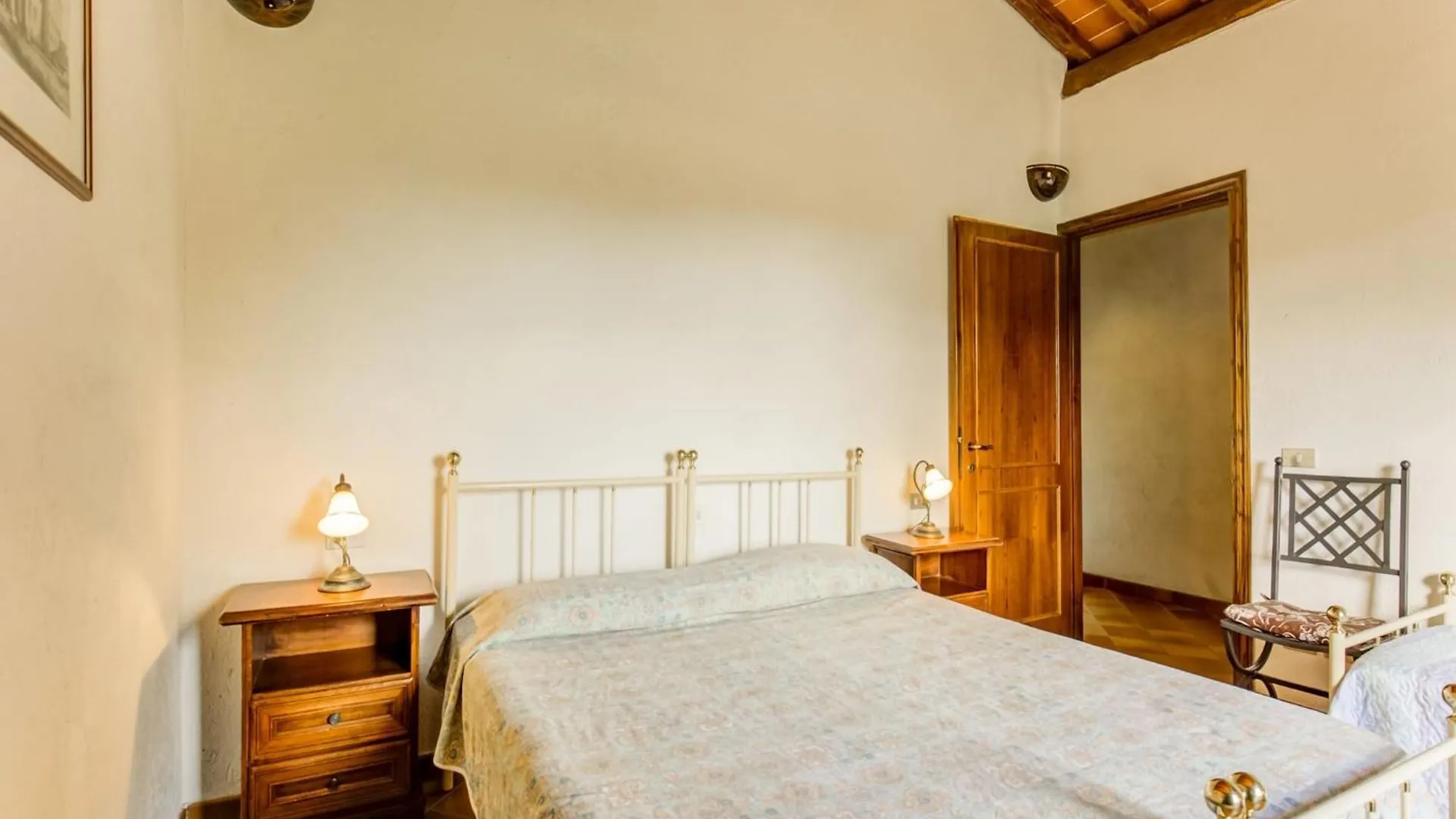 Countryside Holiday Home In Gambassi Terme With Garden Querce  Italy