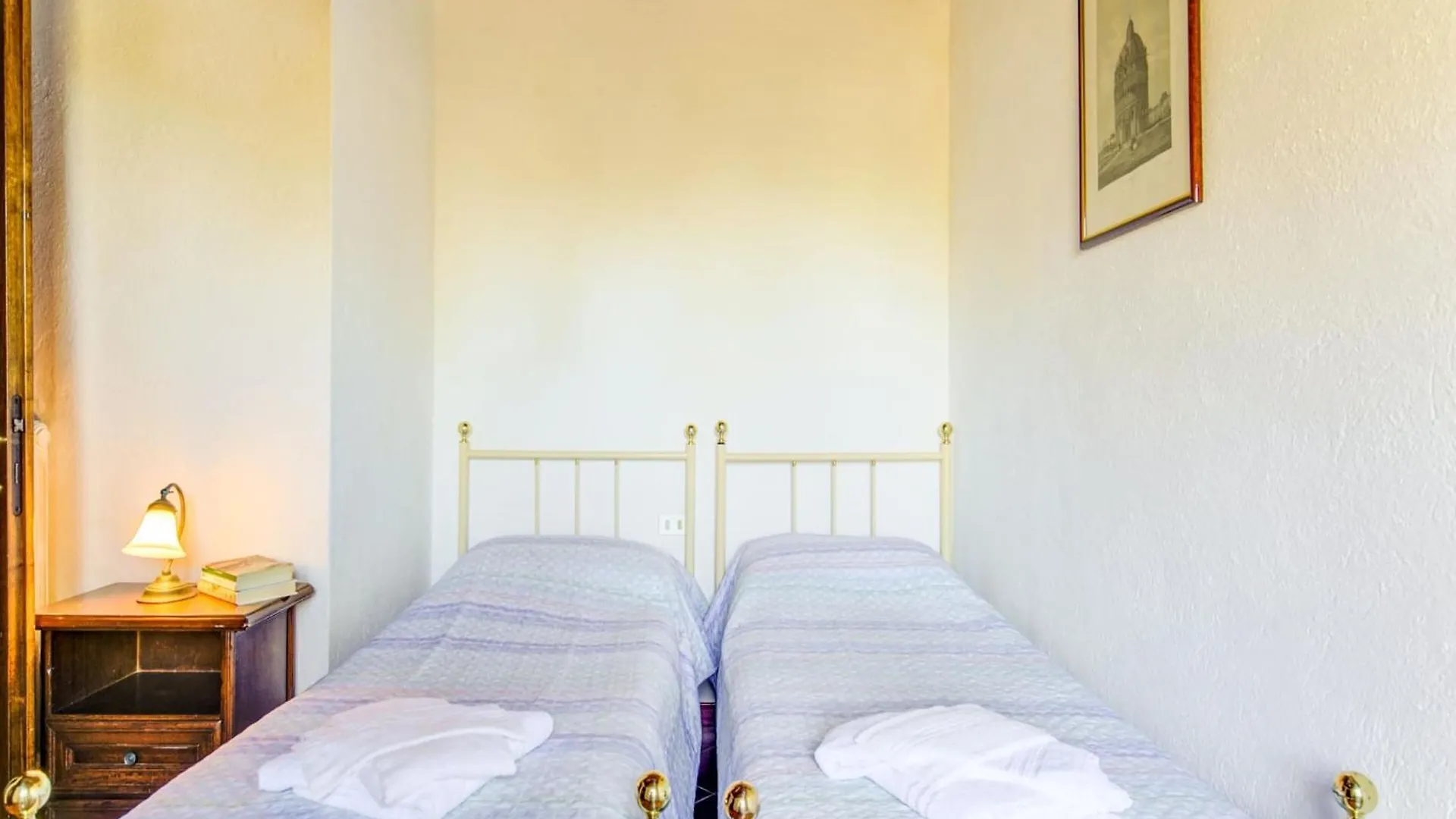 Countryside Holiday Home In Gambassi Terme With Garden Querce
