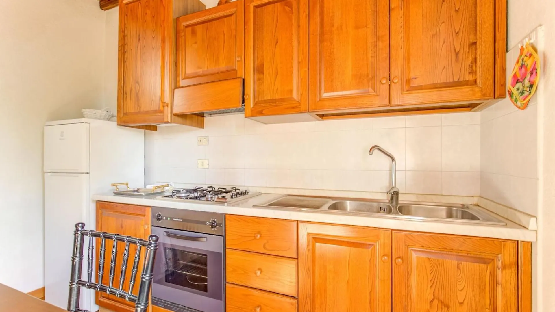 Countryside Holiday Home In Gambassi Terme With Garden Querce  Italy
