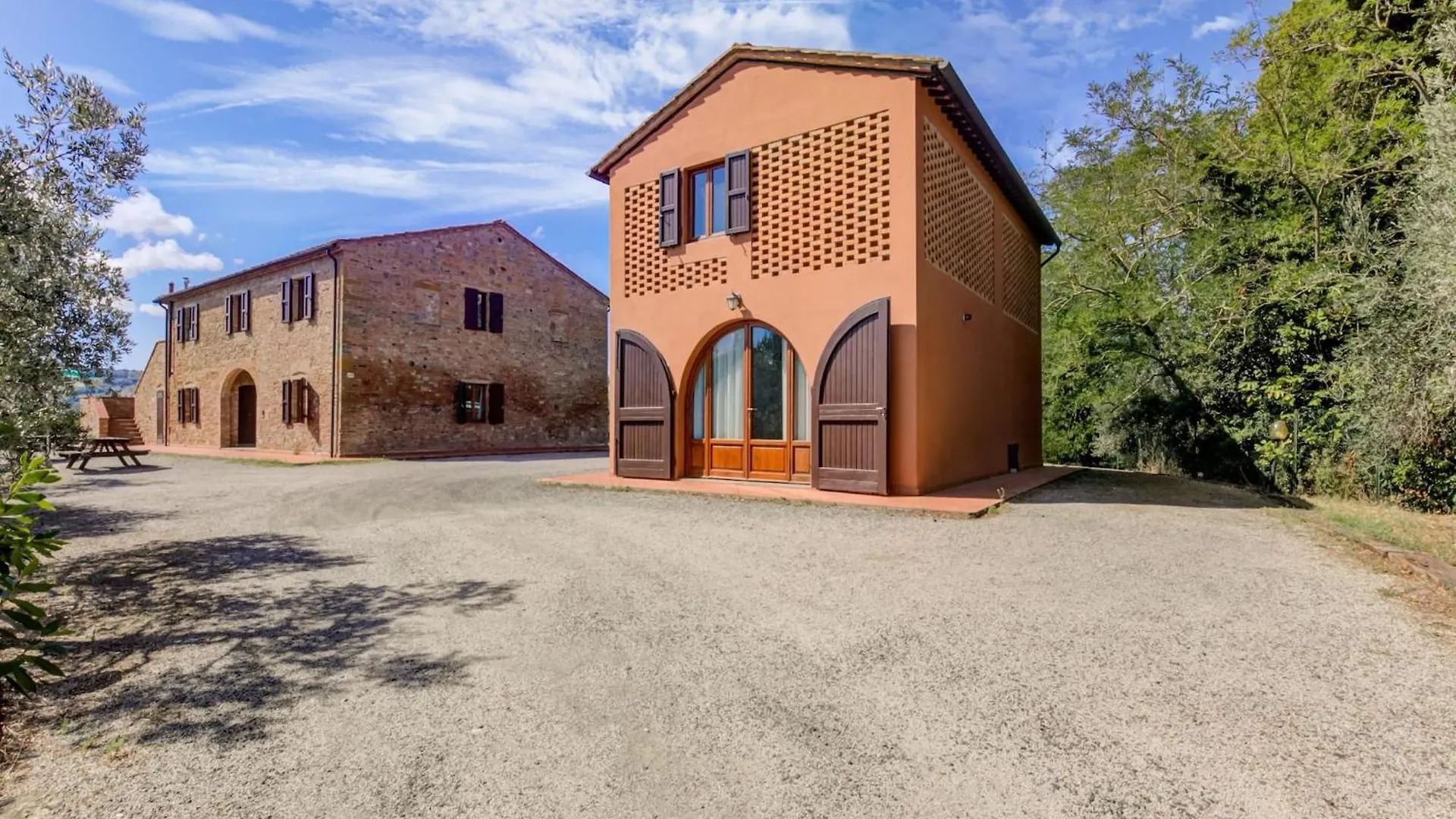 Countryside Holiday Home In Gambassi Terme With Garden Querce  Italy